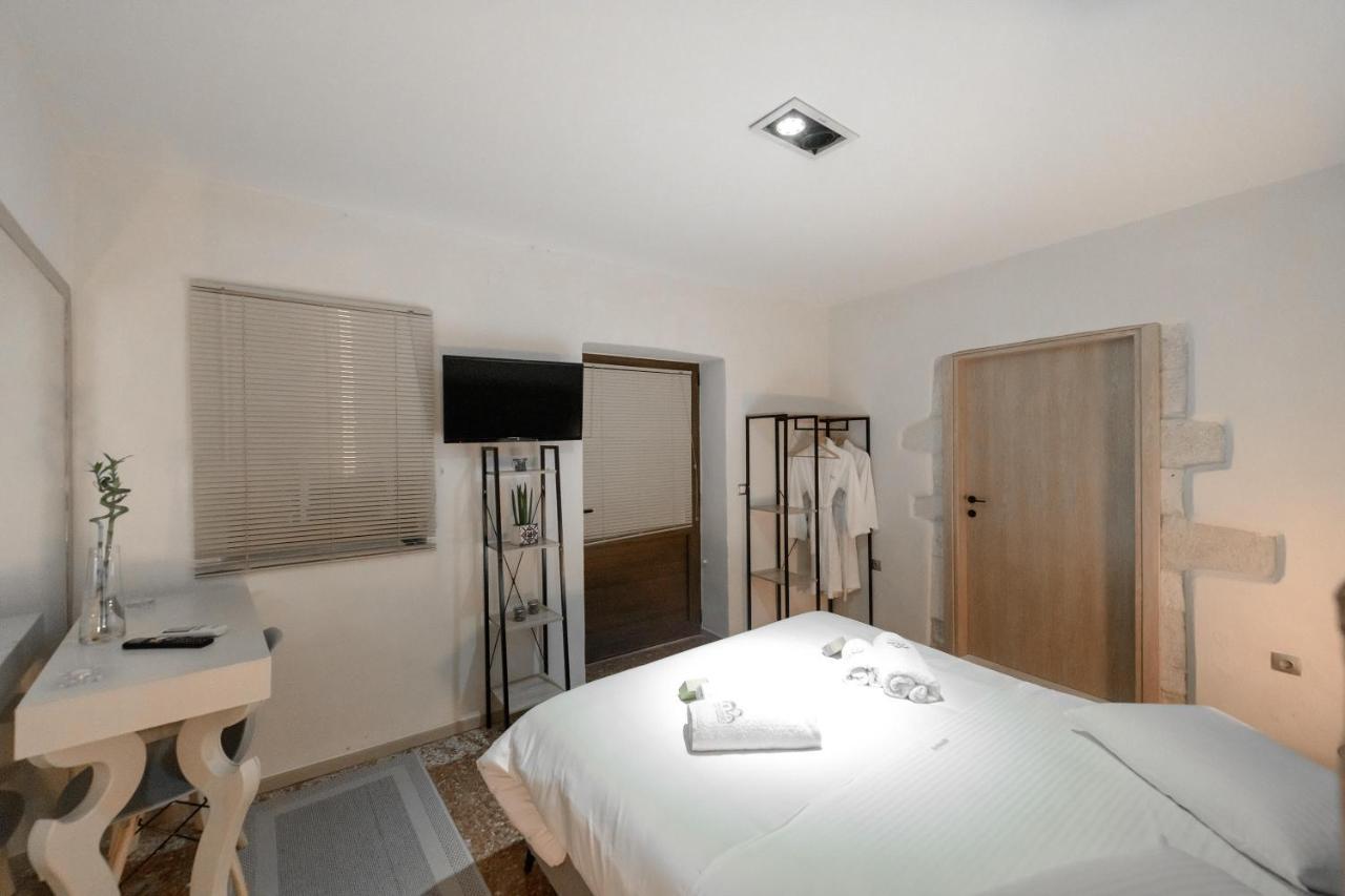 Athina House Spa & Hammam Arkhondikí Exteriör bild