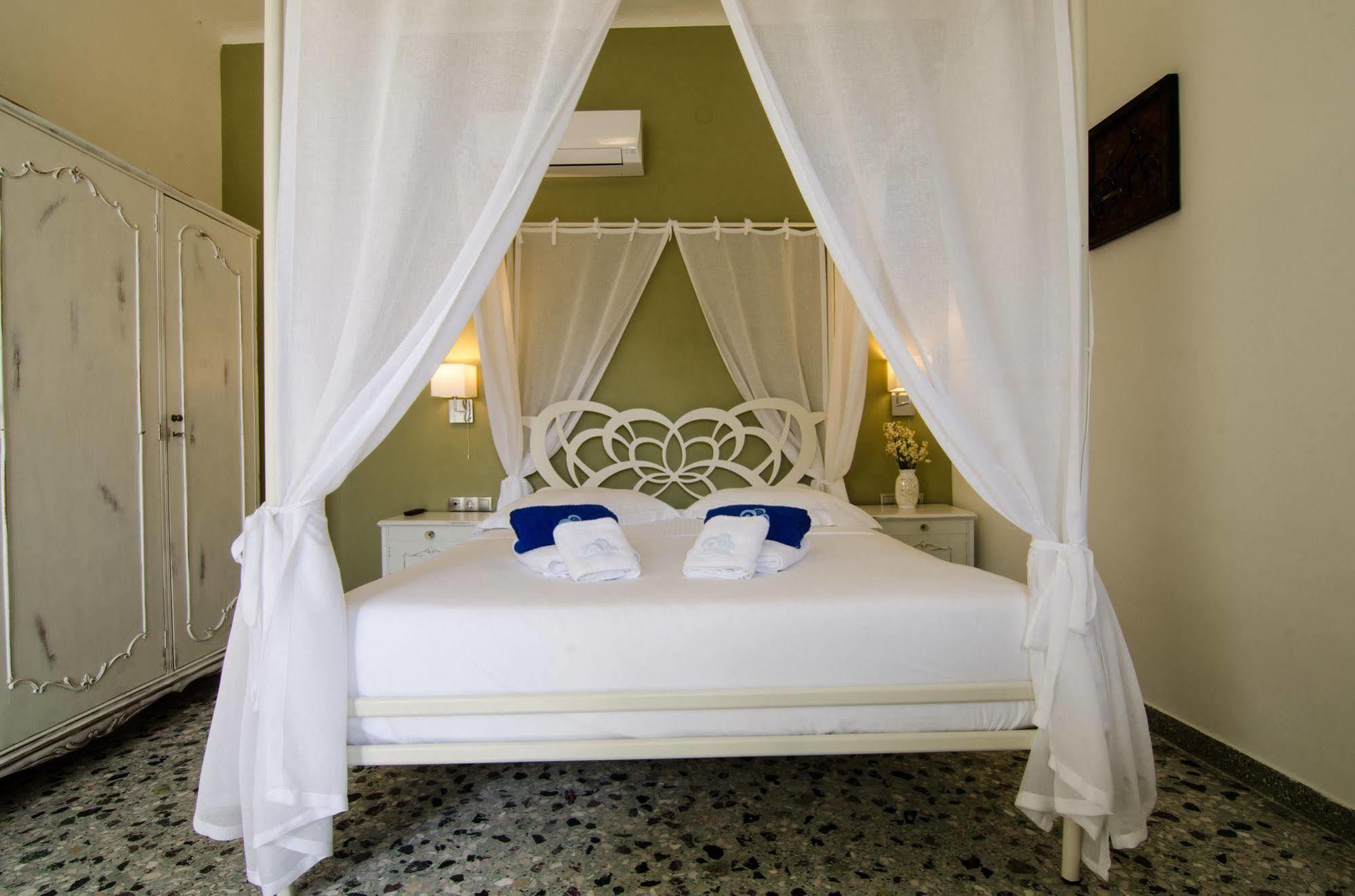 Athina House Spa & Hammam Arkhondikí Exteriör bild